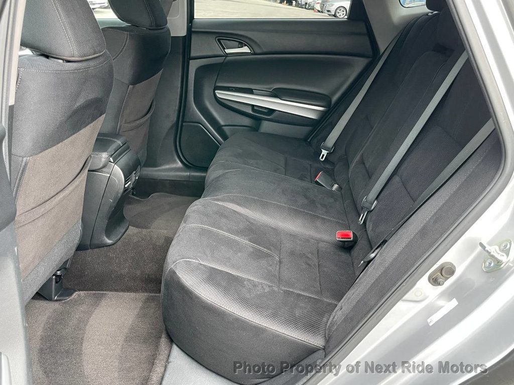 Used 2013 Honda Crosstour EX image 11