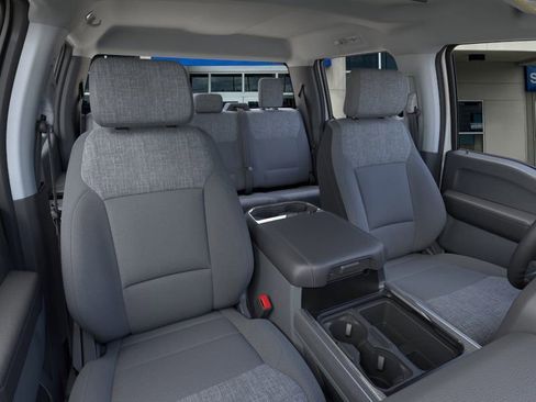 New 2026 Ford F250 XLT w/ FX4 Off-Road Package image 32