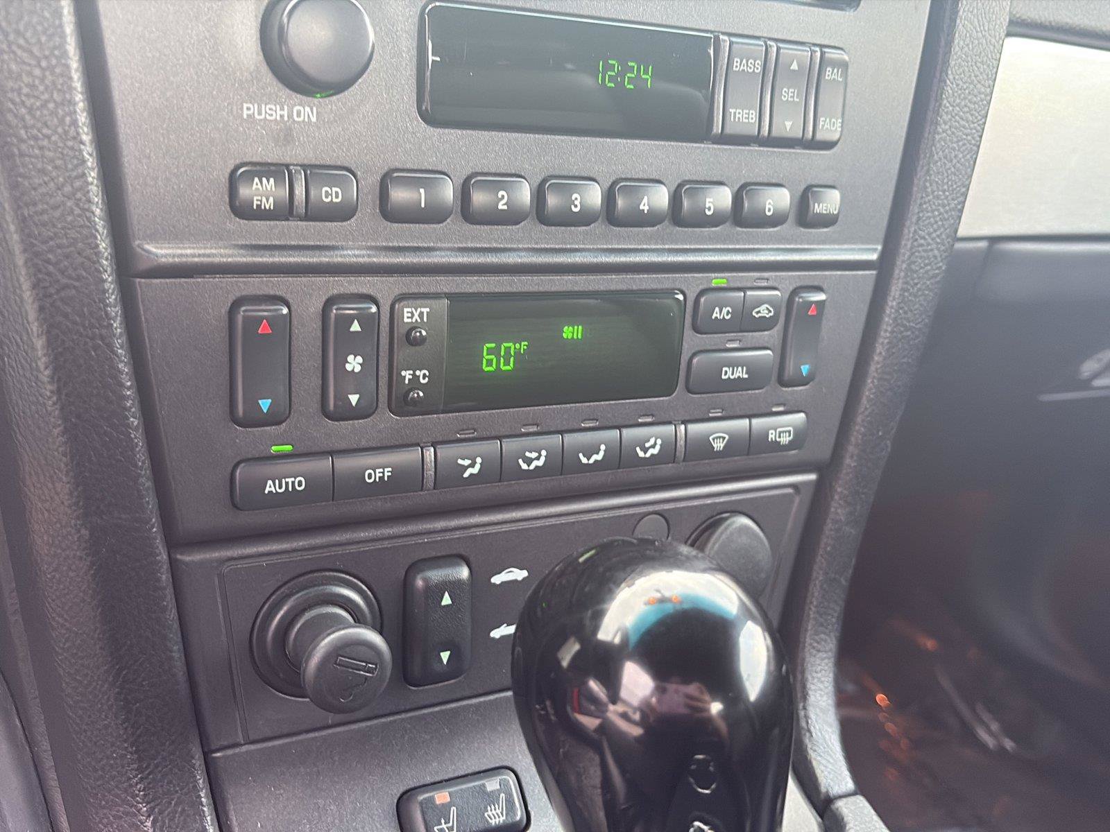 Used 2003 Ford Thunderbird RWD image 17
