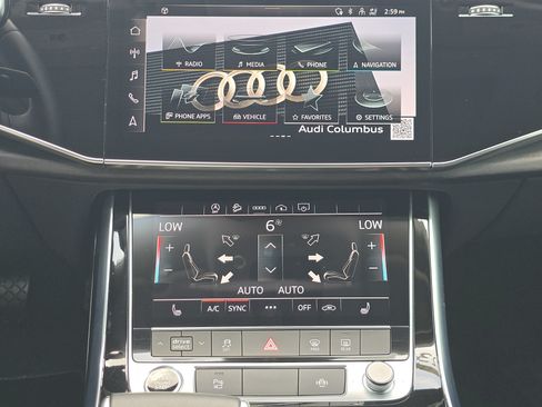 Certified 2023 Audi Q8 Premium AWD/4WD image 24