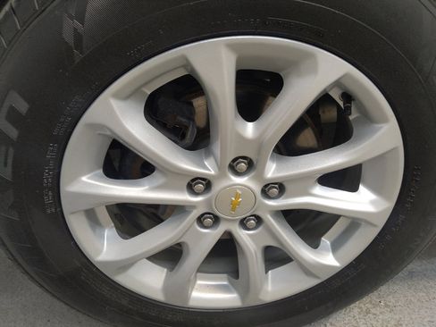 Used 2019 Chevrolet Equinox LT FWD image 31
