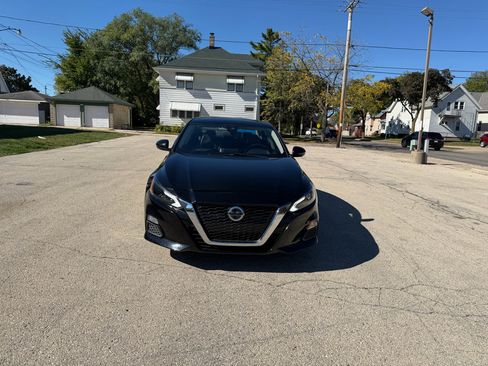 Used 2019 Nissan Altima 2.5 SL image 2