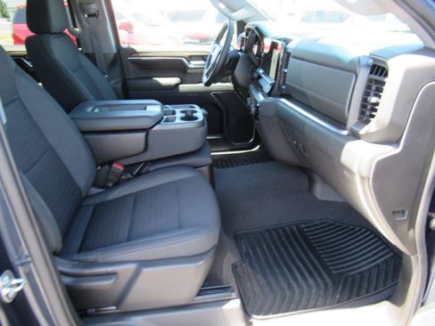 Certified 2023 Chevrolet Silverado 1500 LT AWD/4WD image 10