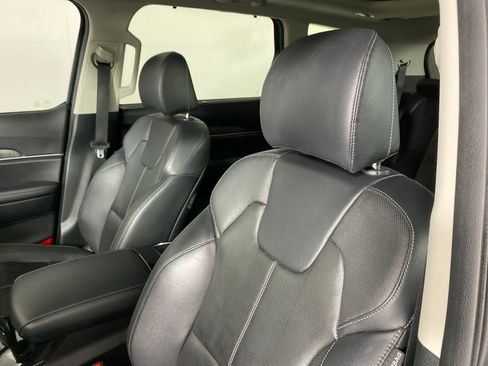 Used 2024 Kia Telluride SX image 9