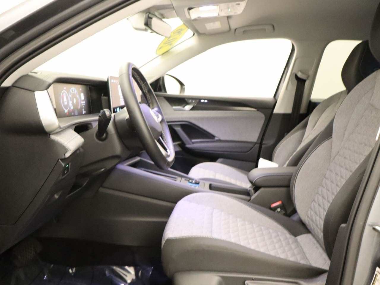 Certified 2026 Volkswagen Tiguan S FWD image 17