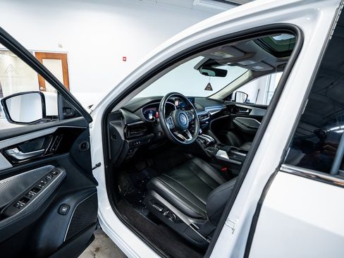 Used 2023 Acura MDX SH-AWD image 36