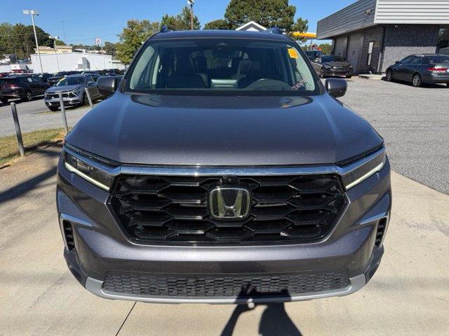 Used 2023 Honda Pilot Elite image 3