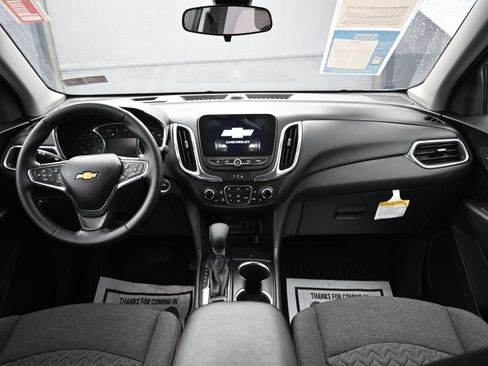 Used 2024 Chevrolet Equinox LT FWD image 21