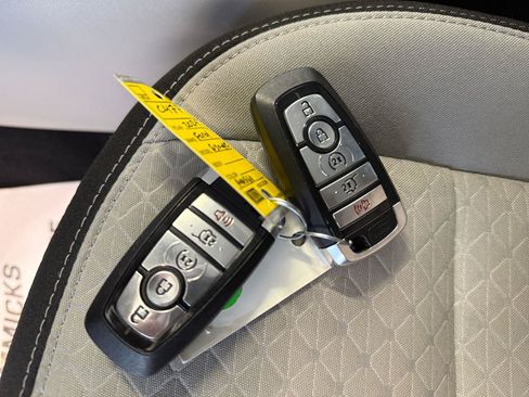 Used 2024 Ford Escape Active AWD/4WD image 31