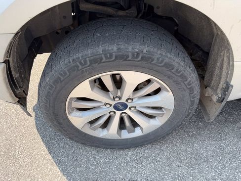 Used 2018 Ford F150 XL w/ Equipment Group 101A Mid AWD/4WD image 26