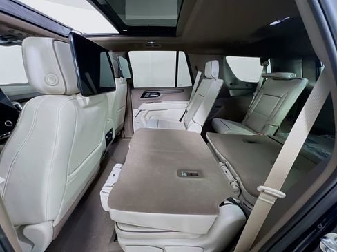 New 2026 GMC Yukon Denali w/ Denali Reserve Package AWD/4WD image 24