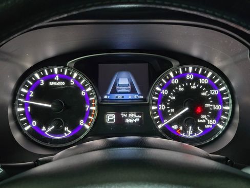 Used 2019 INFINITI QX60 Luxe w/ Essential Package image 11