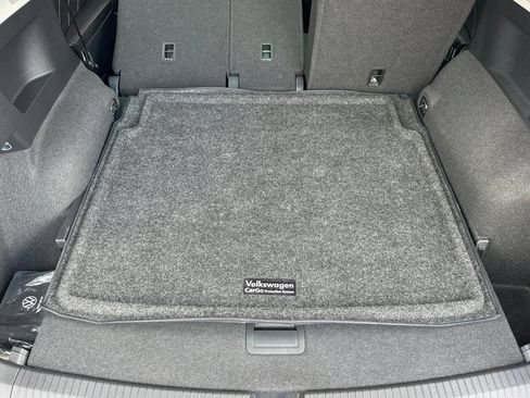 Used 2024 Volkswagen Tiguan Wolfsburg Edition AWD/4WD image 16