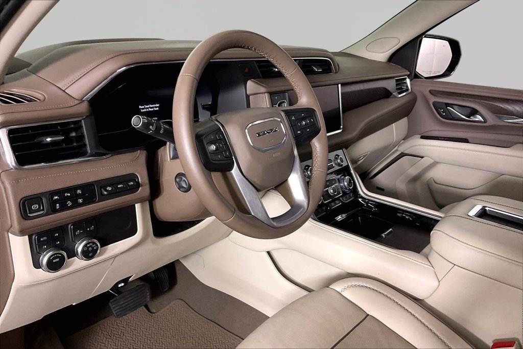 Certified 2023 GMC Yukon Denali AWD/4WD image 16