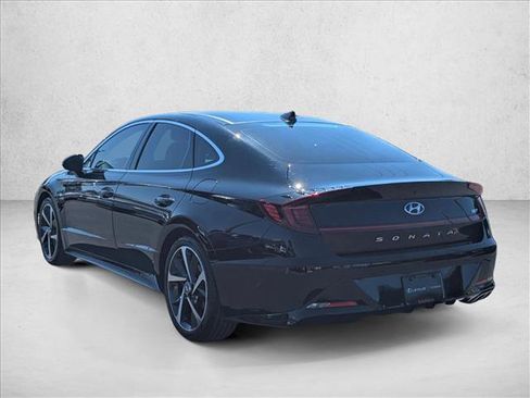 Used 2023 Hyundai Sonata SEL Plus w/ Preferred Accessory Package image 7