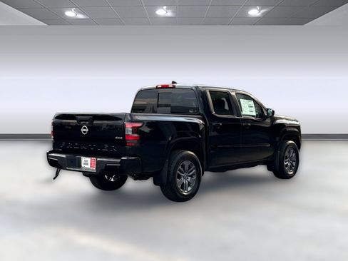 Used 2026 Nissan Frontier SV AWD/4WD image 12