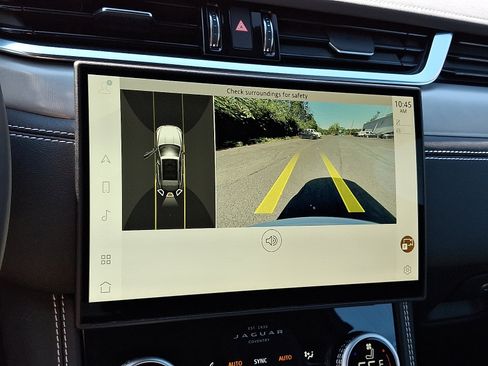 Used 2025 Jaguar F-PACE R-Dynamic S image 19