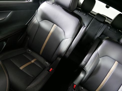 Used 2025 MAZDA CX-90 Plug-In Hybrid w/ Premium Plus image 12