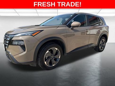 Used 2025 Nissan Rogue SV AWD/4WD image 1