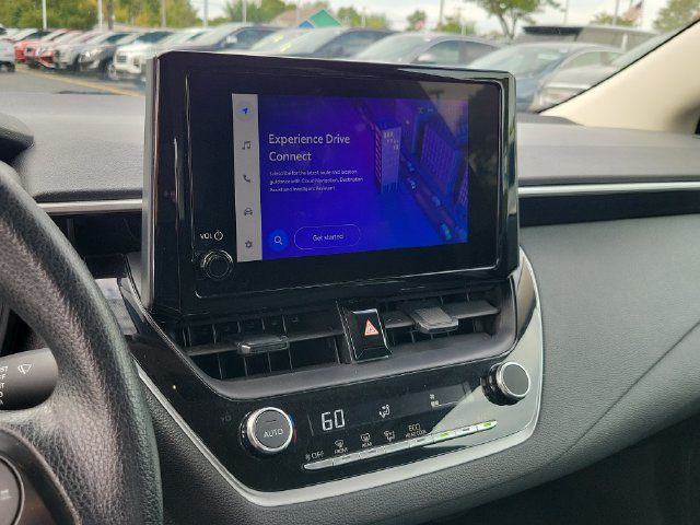 Used 2025 Toyota Corolla LE FWD image 16