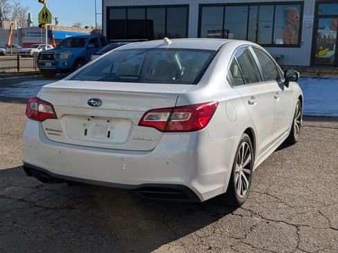 Used 2018 Subaru Legacy 2.5i Limited image 3