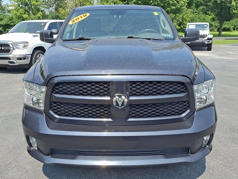 Used 2019 RAM 1500 Express AWD/4WD image 2