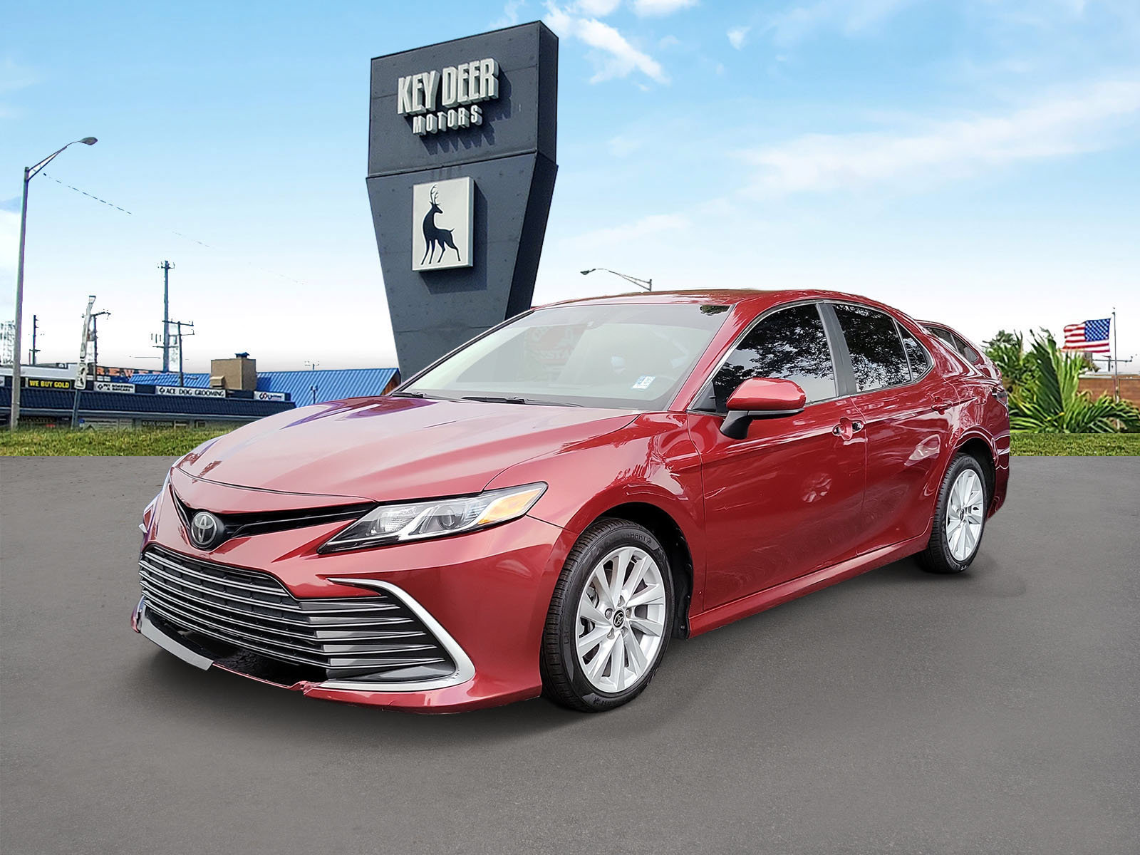 Used 2022 Toyota Camry LE FWD image 1