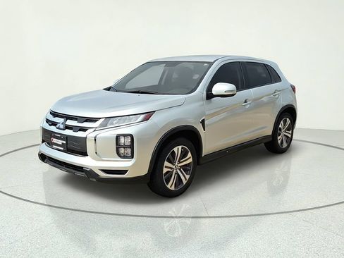 Used 2022 Mitsubishi Outlander Sport SE FWD image 2