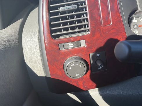 Used 2008 GMC Sierra 1500 W/T image 32