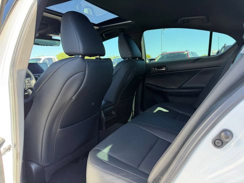 Used 2023 Lexus IS 500 RWD image 6