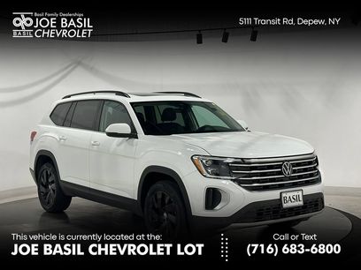 Used 2024 Volkswagen Atlas SE w/ Panoramic Sunroof Package