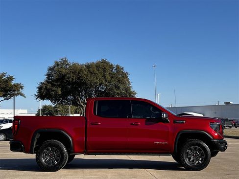 Used 2024 GMC Sierra 1500 AT4X image 3