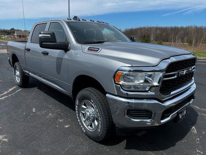 New 2024 RAM 2500 Tradesman w/ Chrome Appearance Group