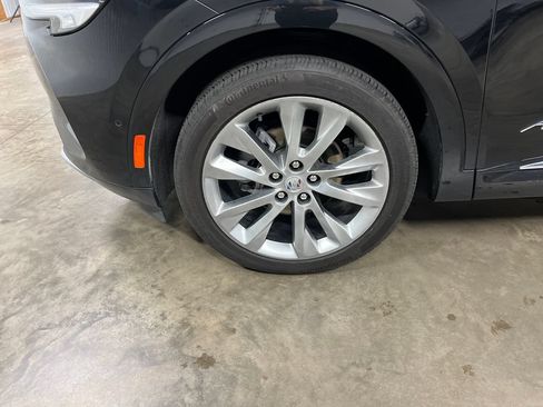 Certified 2023 Buick Envision Avenir AWD/4WD image 10