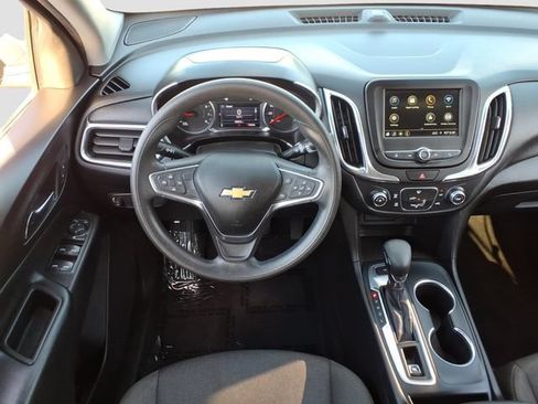 Used 2019 Chevrolet Equinox LT AWD/4WD image 18
