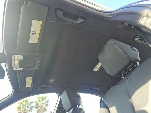 Used 2017 BMW 330i Sedan image 10