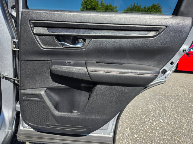 Certified 2025 Honda CR-V Sport image 18