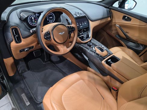 Used 2024 Aston Martin DBX 707 AWD/4WD image 3
