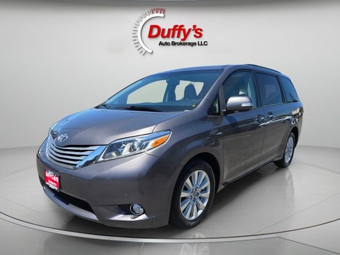 Used 2017 Toyota Sienna Limited Premium AWD/4WD image 19