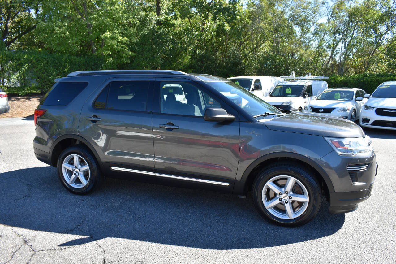 Used 2019 Ford Explorer XLT FWD image 40