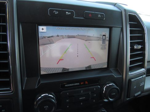 Used 2019 Ford F150 XLT w/ Equipment Group 302A Luxury AWD/4WD image 14
