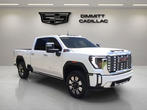 Used 2024 GMC Sierra 3500 Denali w/ Denali Reserve Package AWD/4WD image 7