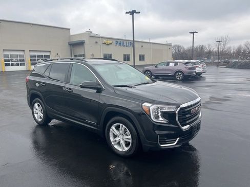 Certified 2023 GMC Terrain SLE w/ Driver Convenience Package image 7