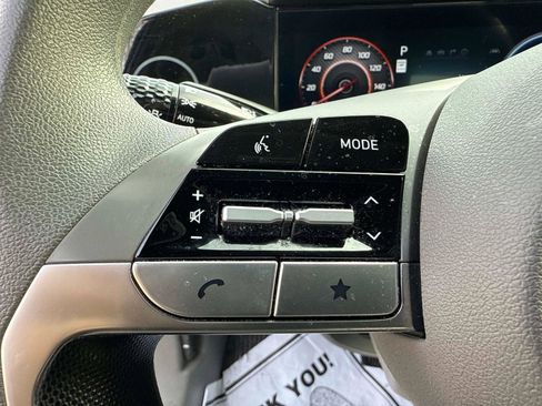 Certified 2024 Hyundai Elantra SEL image 28