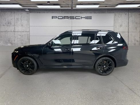 Used 2023 BMW X7 xDrive40i w/ Executive Package AWD/4WD image 2