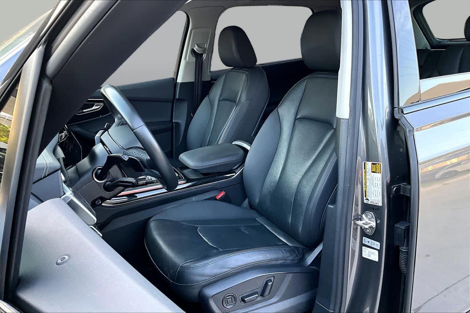 Used 2023 Audi Q7 2.0T Premium Plus AWD/4WD image 8