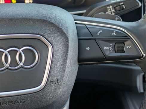 Used 2023 Audi Q3 2.0T Premium w/ Convenience Package image 11