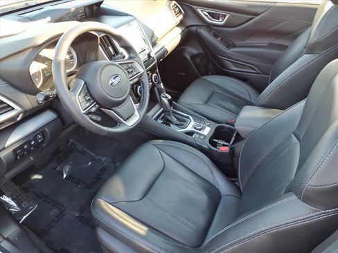 Used 2021 Subaru Forester Limited image 13