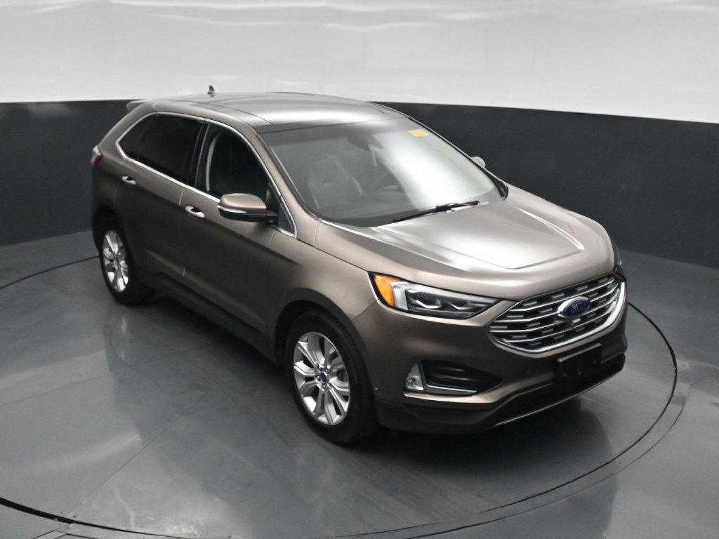 Used 2019 Ford Edge Titanium w/ Equipment Group 301A FWD image 38