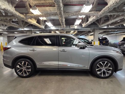 Certified 2023 Acura MDX SH-AWD w/ Technology Package image 6